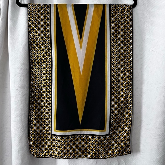 Vintage Sally Gee 100% Silk Made in Japan Scarf in Yellow Black and White - Picture 2 of 9